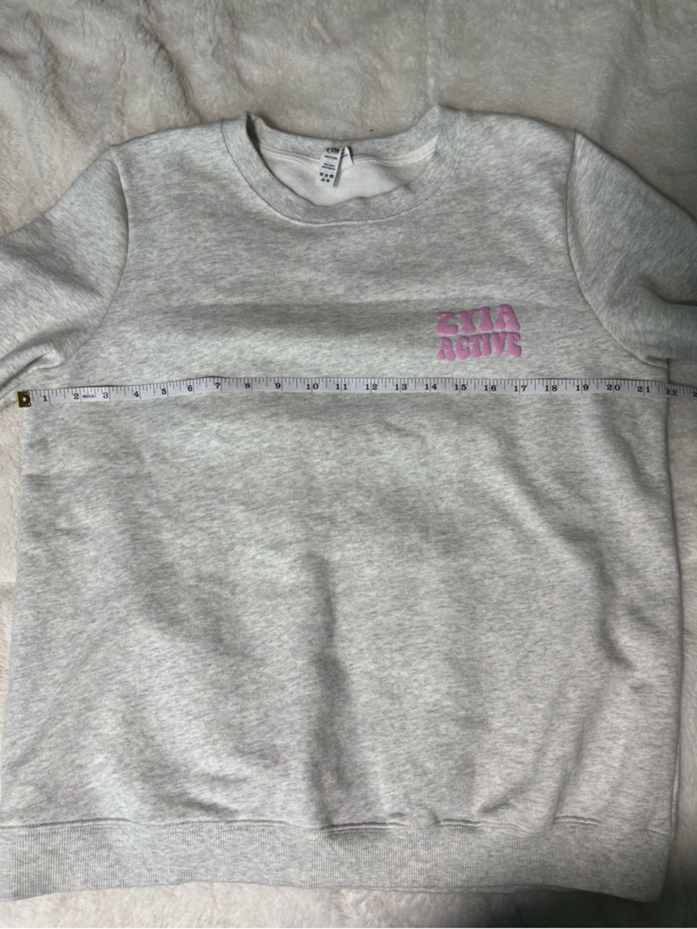 Zyla Active Women's Gray Fleece Lines Crewneck Sweatshirt with Pink Puff Logo - Picture 5 of 6